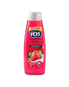 VO5 Moisturizing Shampoo Strawberries & Cream 443 ml